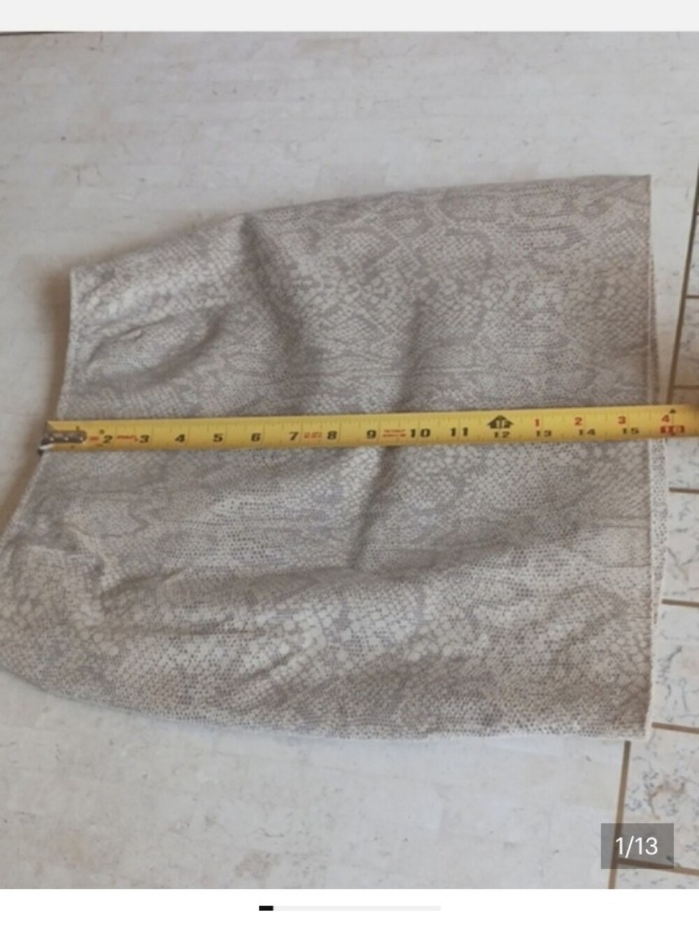 Vintage women's Leather skirt, U.S. size 2 Danier/Canada/-reptile Print - Picture 4 of 13